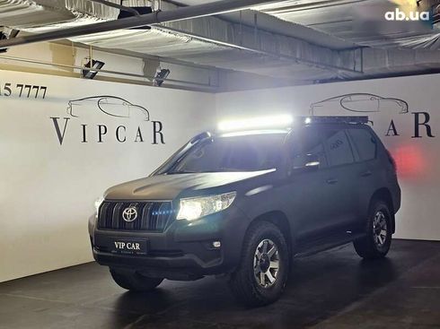 Toyota Land Cruiser Prado 2019 - фото 8