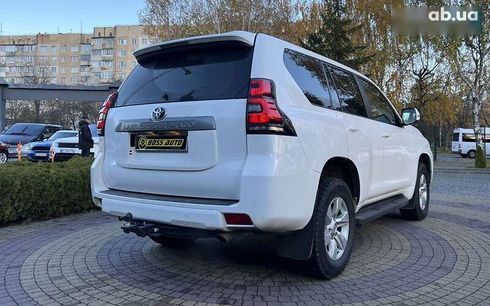 Toyota Land Cruiser Prado 2019 - фото 7