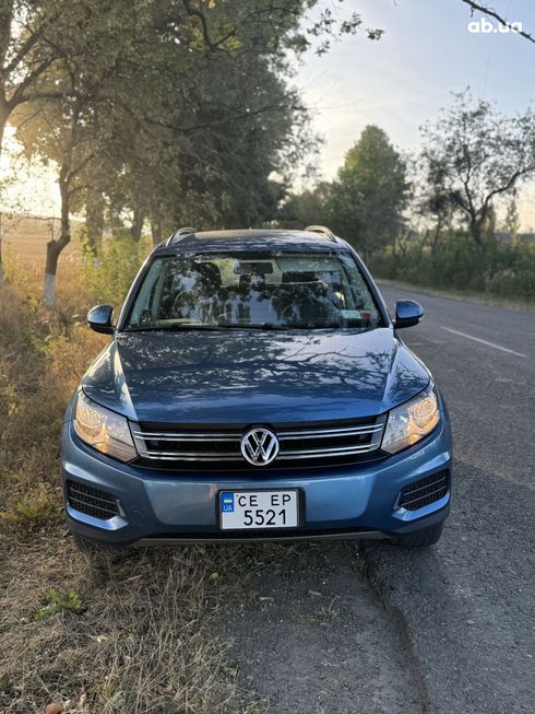 Volkswagen Tiguan 2018 синий - фото 8