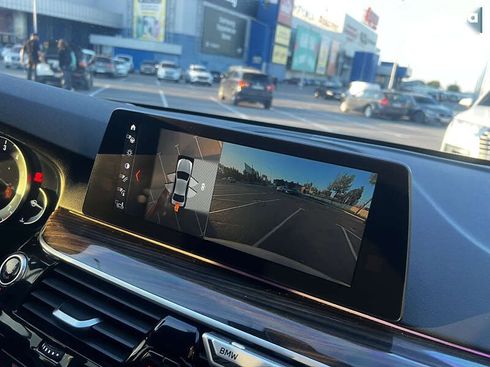 BMW 5 серия 2017 - фото 12