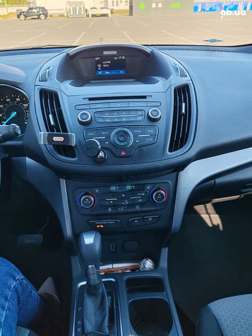 Ford Escape 2017 черный - фото 6