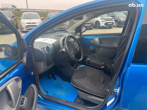Peugeot 107 2011 синий - фото 16