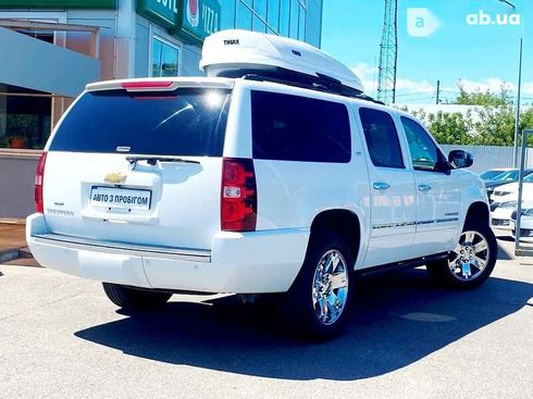 Chevrolet Suburban 2013 - фото 4