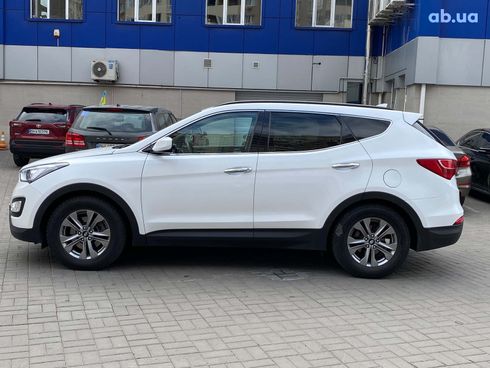 Hyundai Santa Fe 2015 белый - фото 8