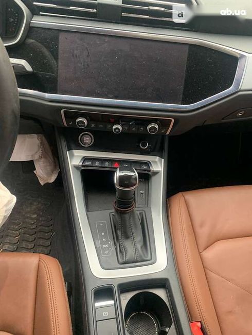 Audi Q3 2020 - фото 9