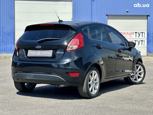 Ford Fiesta 2018 черный - фото 5