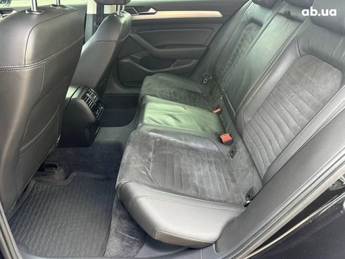 Volkswagen Passat 2017 черный - фото 54