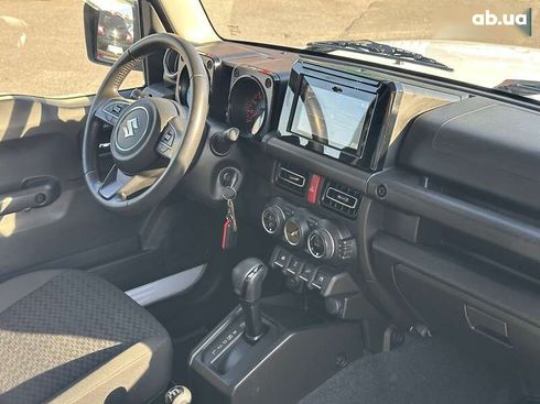 Suzuki Jimny 2020 - фото 26