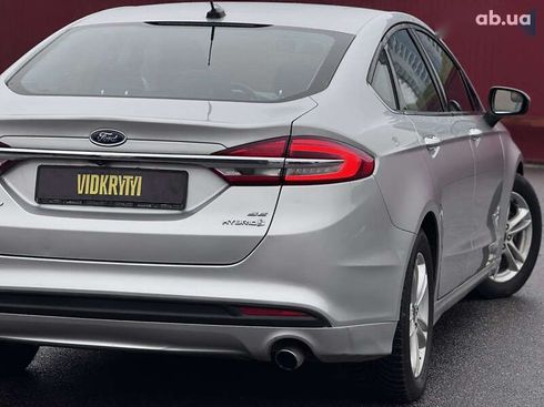 Ford Fusion 2017 - фото 14