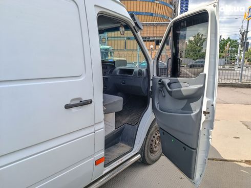 Mercedes-Benz Sprinter 313 2000 белый - фото 14