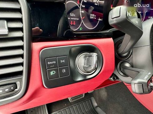 Porsche Cayenne Coupe 2021 - фото 25