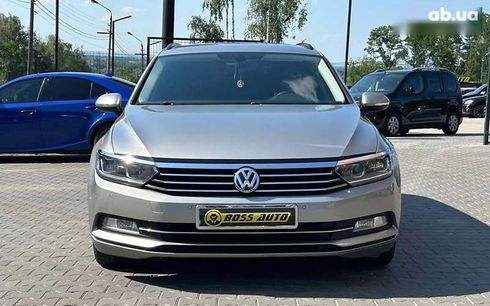 Volkswagen Passat 2016 - фото 2