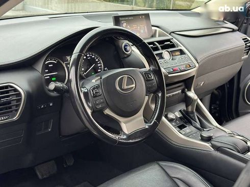 Lexus NX 2017 - фото 18