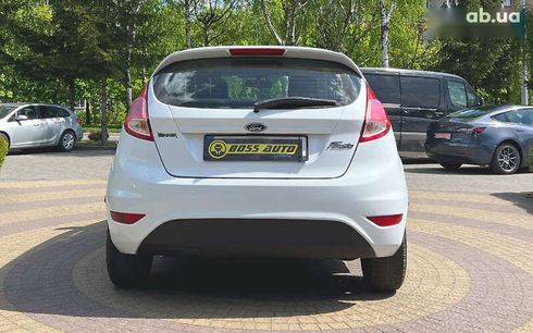 Ford Fiesta 2016 - фото 6