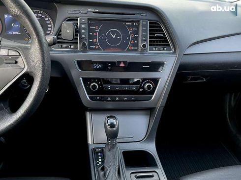 Hyundai Sonata 2016 - фото 16
