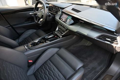 Audi E-Tron 2021 - фото 10