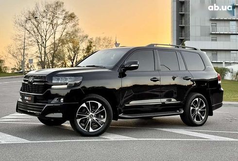 Toyota Land Cruiser 2020 - фото 6