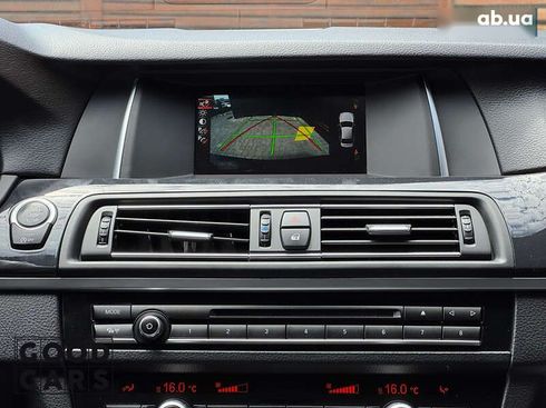 BMW 5 серия 2016 - фото 24
