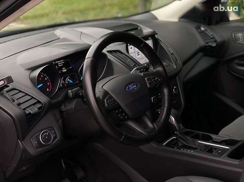 Ford Escape 2019 - фото 9