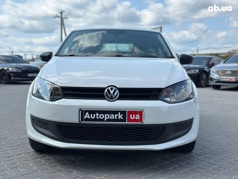 Volkswagen Polo 2011 белый - фото 2