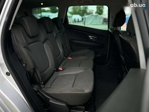 Renault Scenic 2018 - фото 18