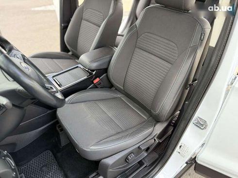 Ford Kuga 2019 - фото 27