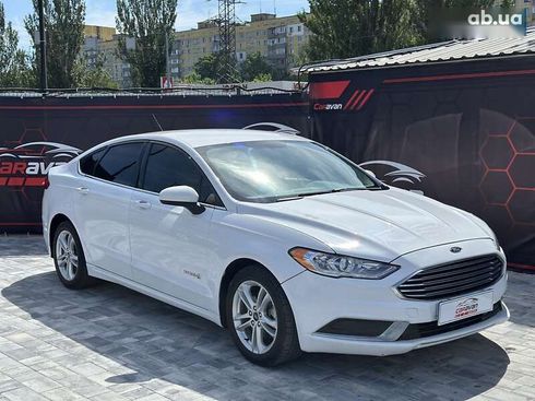 Ford Fusion 2018 - фото 12