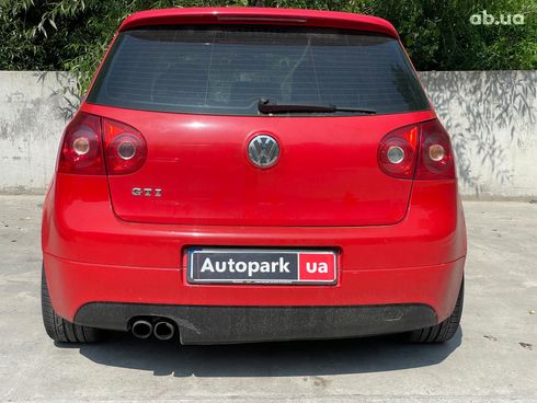 Volkswagen Golf GTI 2005 красный - фото 5