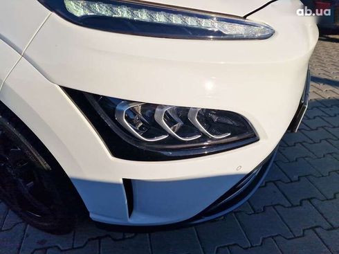 Hyundai Kona 2022 - фото 10