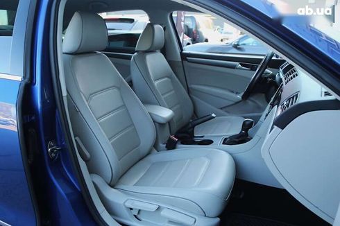 Volkswagen Passat 2017 - фото 12