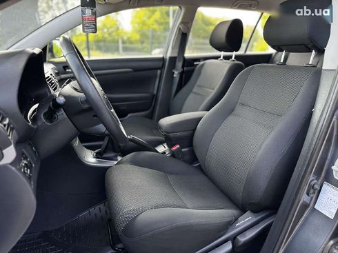 Toyota Avensis 2006 - фото 23
