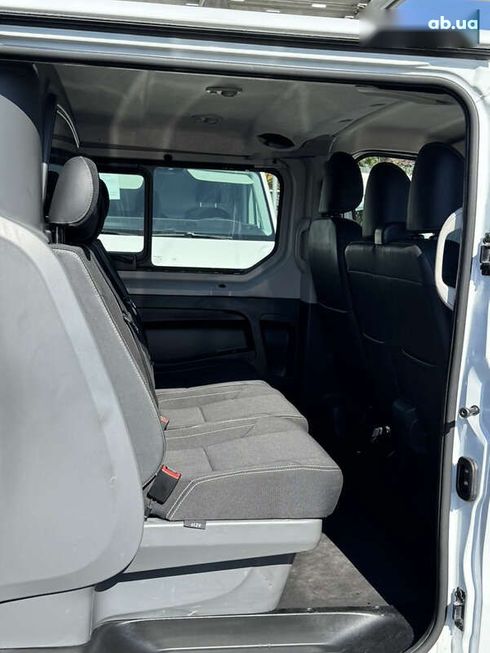 Renault Trafic 2018 - фото 23