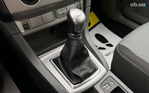 Ford Focus 2010 - фото 14