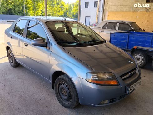 Chevrolet Aveo 2006 синий - фото 4