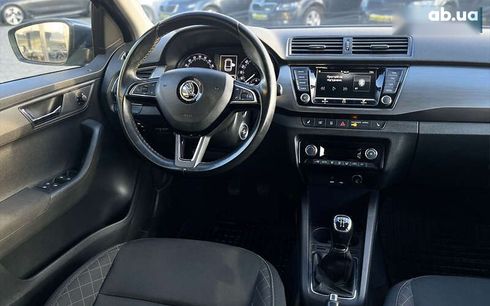 Skoda Fabia 2017 - фото 23
