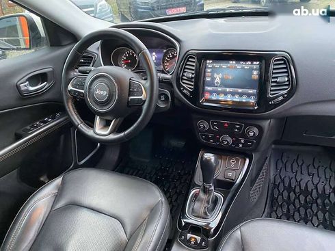 Jeep Compass 2018 - фото 10