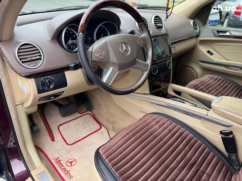 Mercedes-Benz GL-Класс 2010 красный - фото 39