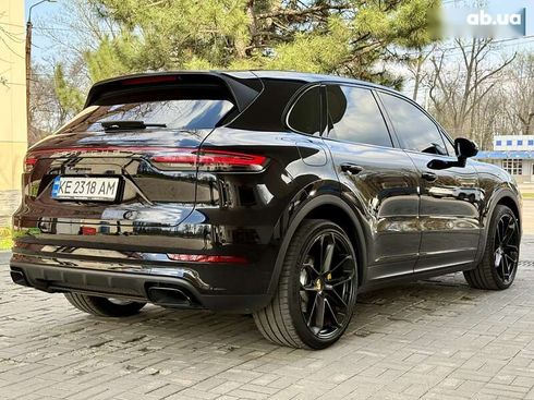 Porsche Cayenne 2018 - фото 13