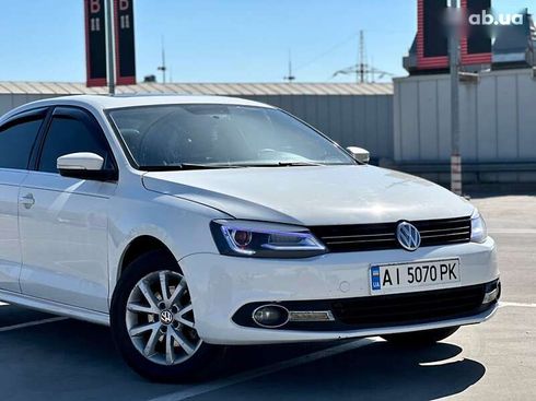 Volkswagen Jetta 2012 - фото 3