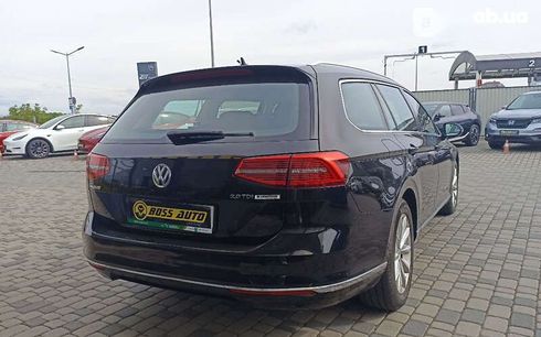 Volkswagen Passat 2017 - фото 7