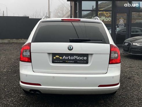 Skoda Octavia 2012 - фото 13