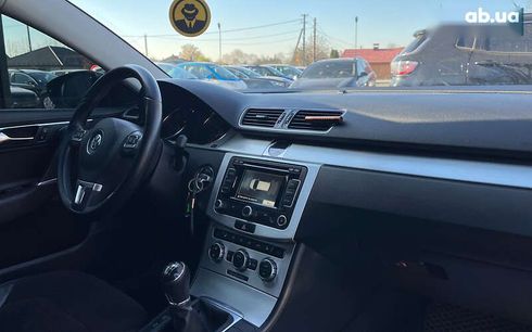 Volkswagen Passat 2012 - фото 19
