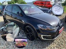 Продажа б/у Volkswagen e-Golf 2019 года - купить на Автобазаре