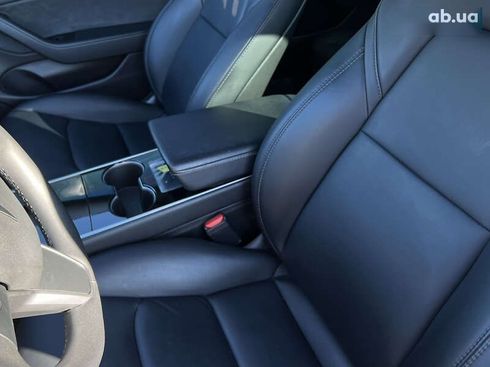 Tesla Model 3 2020 - фото 29