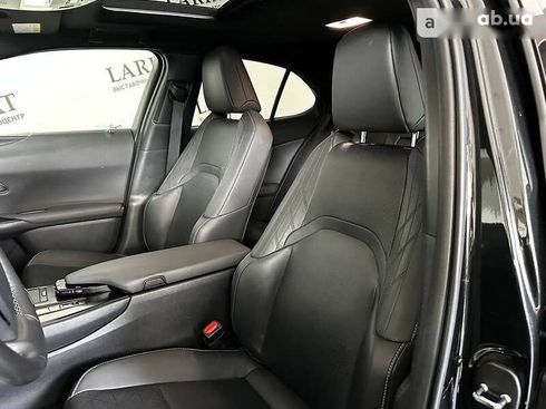 Lexus UX 2021 - фото 16