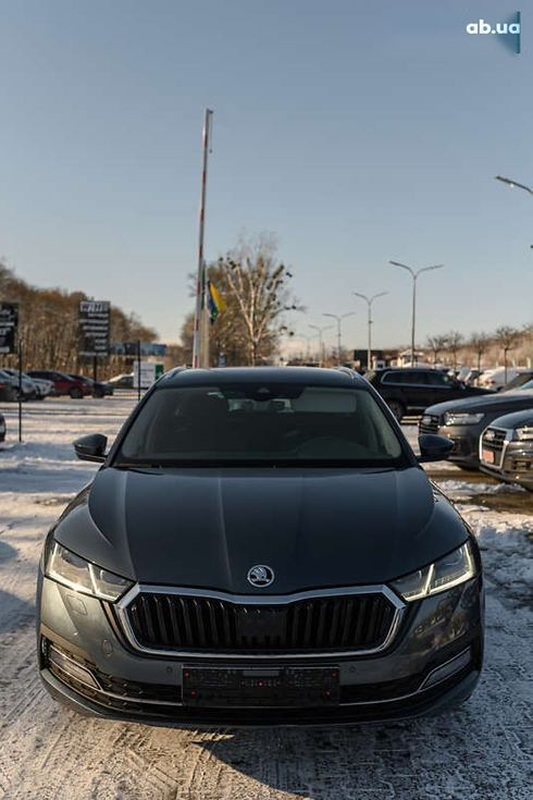 Skoda Octavia 2021 - фото 22