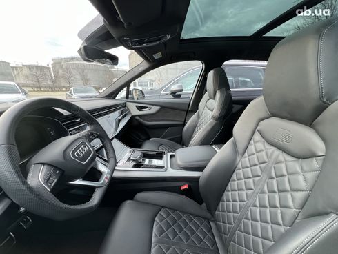 Audi SQ7 2020 - фото 29