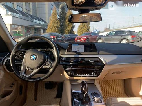 BMW 5 серия 2019 - фото 11