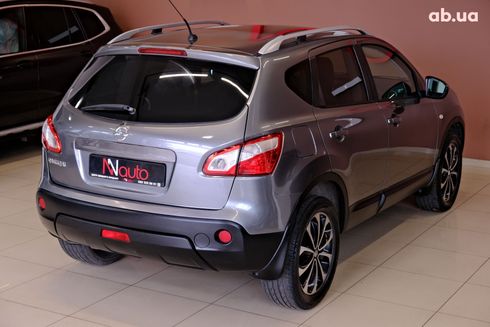 Nissan Qashqai 2011 серый - фото 5