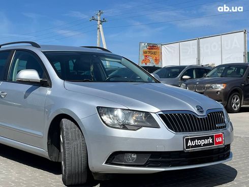 Skoda Superb 2013 серый - фото 9